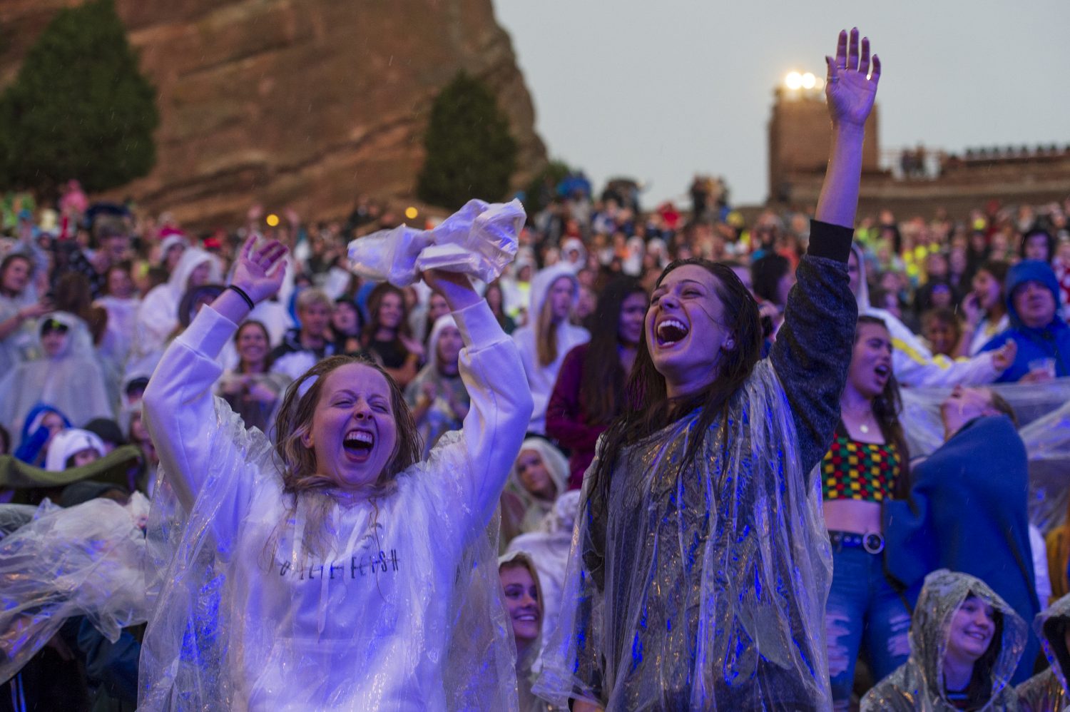 24_xBillie-Eilish-Red-Rocks-Amphitheatre_SM2_9498.jpg