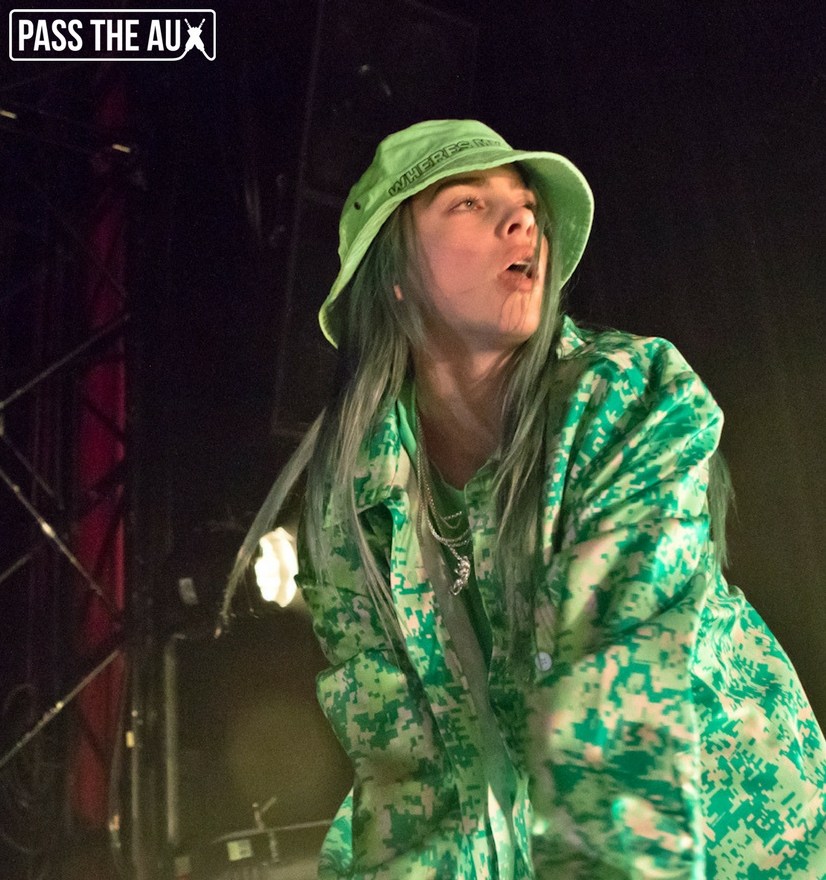 Billie-Eilish-El-Rey-2018-14.jpg