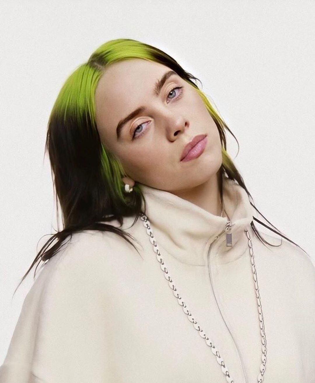 billie_apple_music_awards_3.jpg