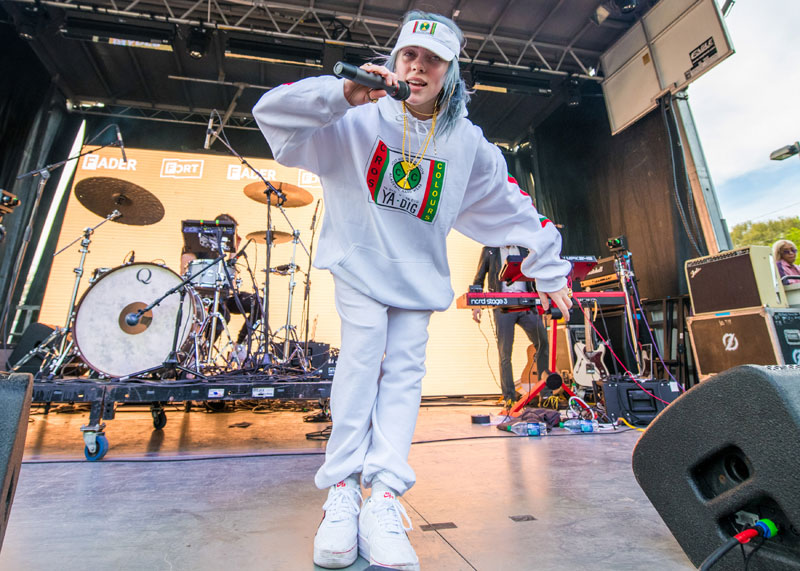 dbh-billieeilish_faderfort-031418-04.jpg